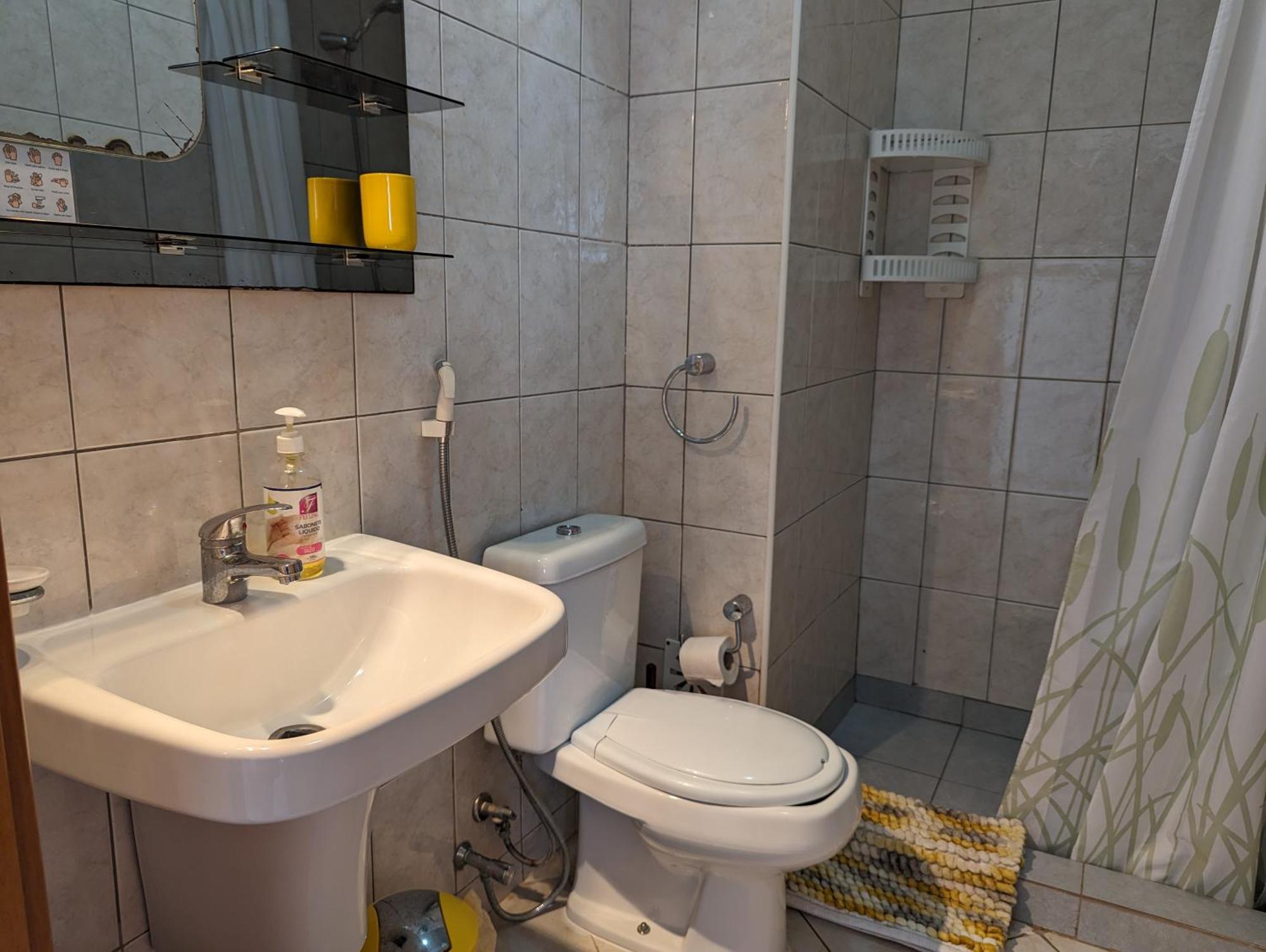 Vila Cabral 1 Bed Apt - Wi-Fi & Air Con Included 萨尔雷 外观 照片