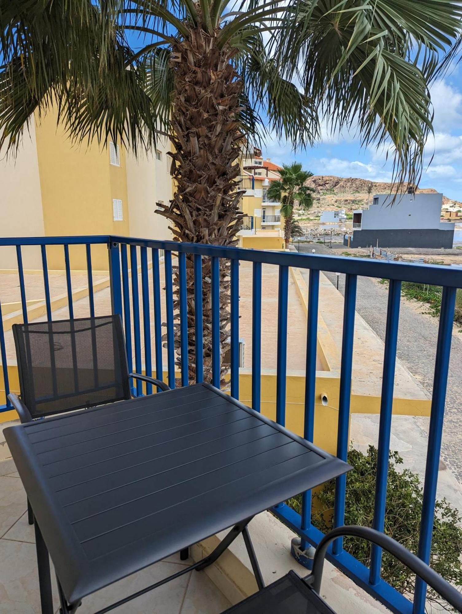 Vila Cabral 1 Bed Apt - Wi-Fi & Air Con Included 萨尔雷 外观 照片