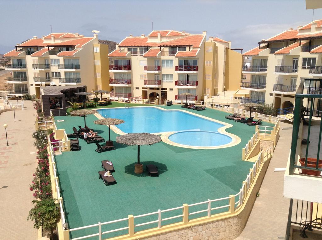 Vila Cabral 1 Bed Apt - Wi-Fi & Air Con Included 萨尔雷 外观 照片